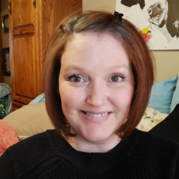 Meet your Posher, Tara - Picture 3 of 11